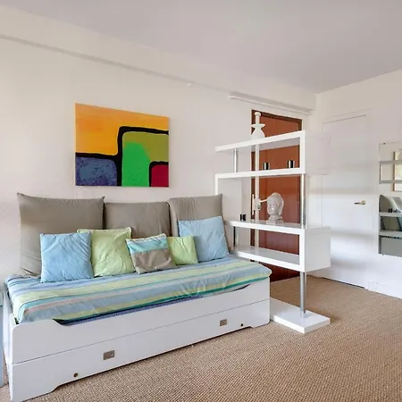 شقة Confort Pour 4 A 300m De La *